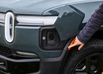 Rivian's Brand-New LFP Battery Pack Gets Tested at a DC Fast Charger ...